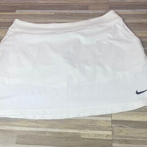 Nike Women's White Mini Skirt